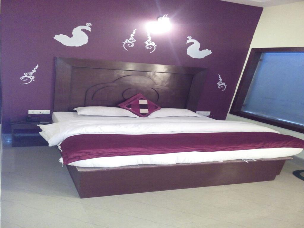 Hotel New Park Plaza Haridwār Εξωτερικό φωτογραφία