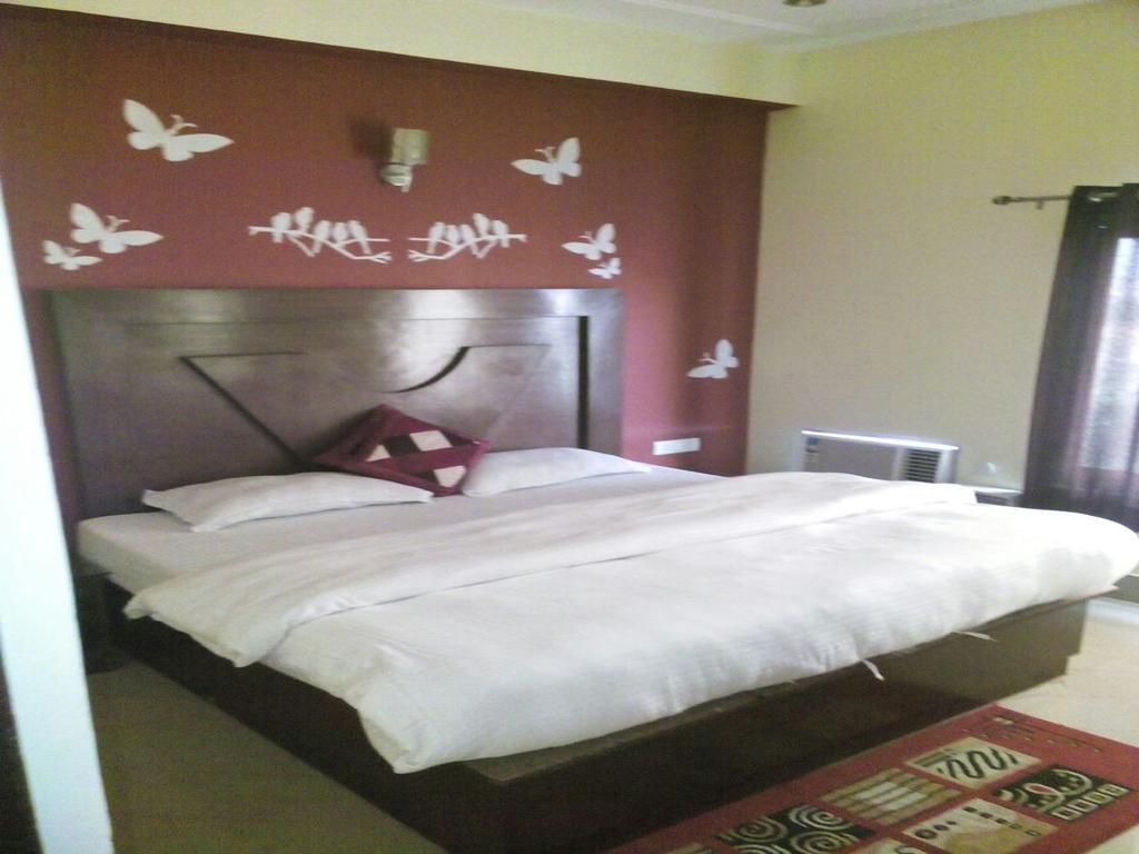 Hotel New Park Plaza Haridwār Εξωτερικό φωτογραφία