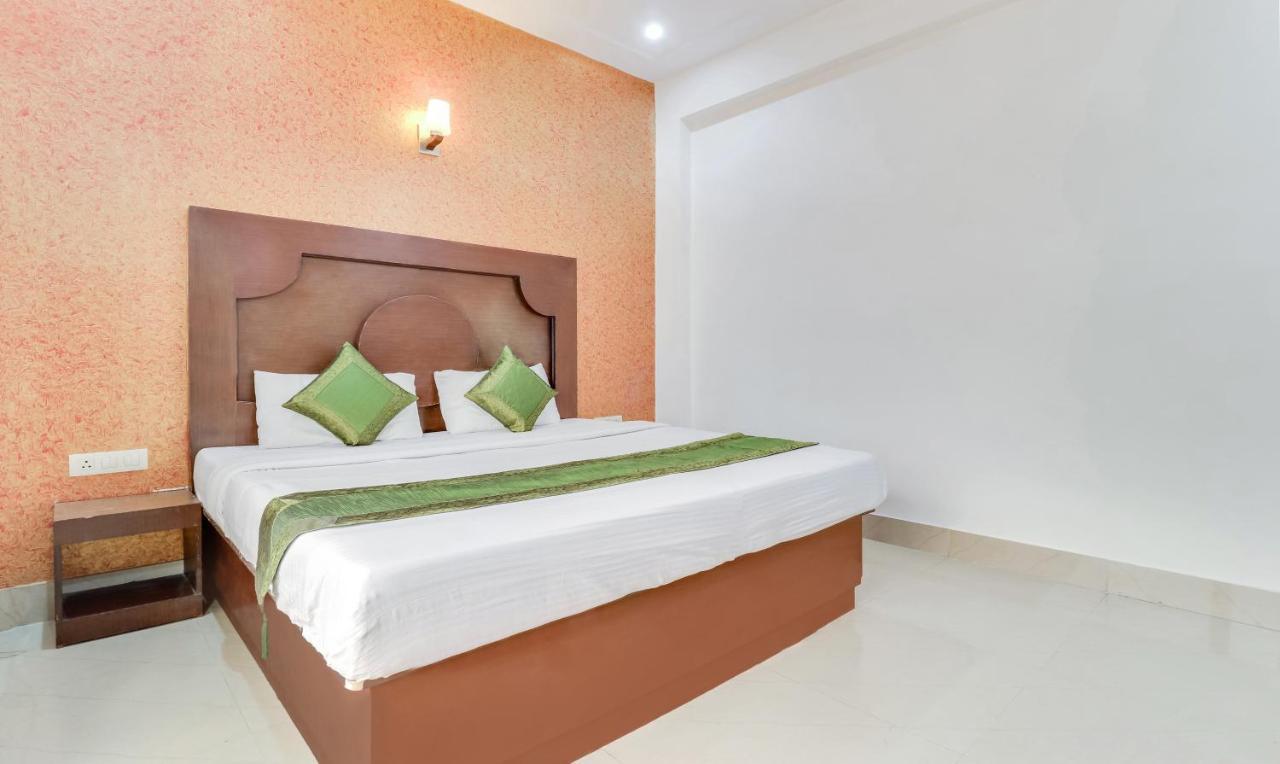 Hotel New Park Plaza Haridwār Εξωτερικό φωτογραφία